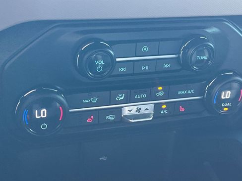 Used 2021 Ford Bronco Wildtrak image 18