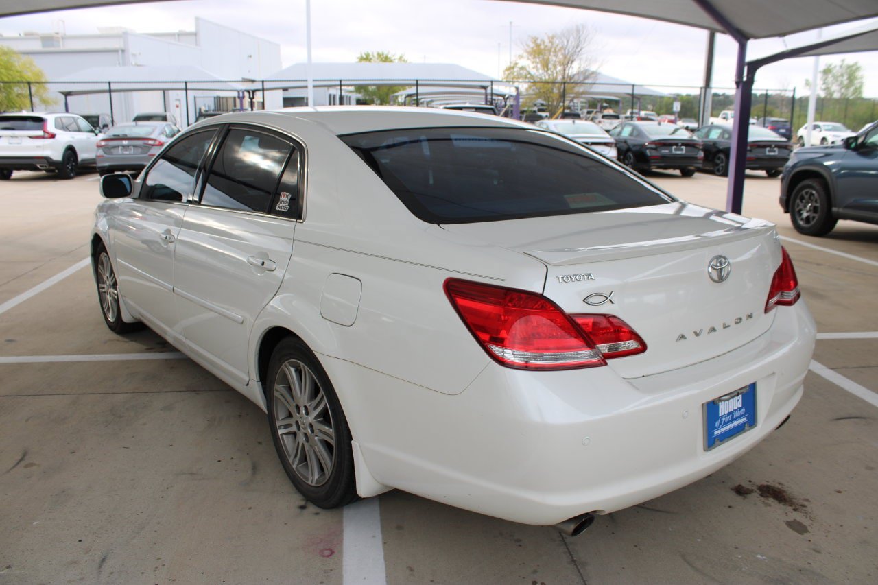 Used 2007 Toyota Avalon XL FWD image 3