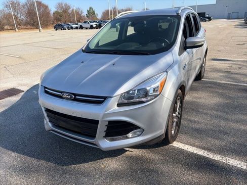 Used 2016 Ford Escape Titanium w/ Equipment Group 301A image 3