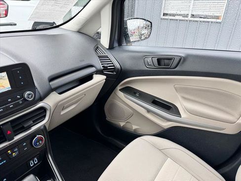 Used 2022 Ford EcoSport S AWD/4WD image 14