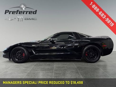 Used 2004 Chevrolet Corvette Coupe w/ Preferred Equipment Group image 10