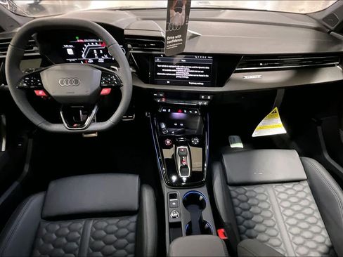 New 2026 Audi RS 3 image 5