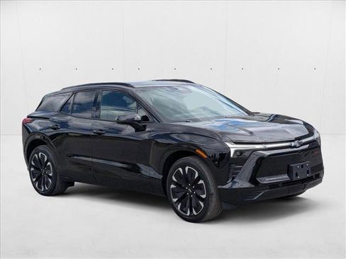 New 2025 Chevrolet Blazer EV RS RWD image 6