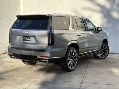 New 2026 Cadillac Escalade Luxury w/ Touring Package image 7