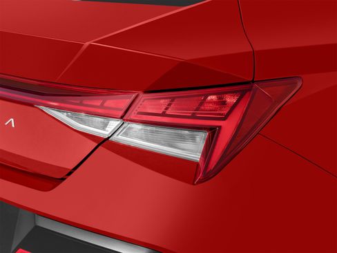 Certified 2024 Hyundai Elantra SEL FWD image 14