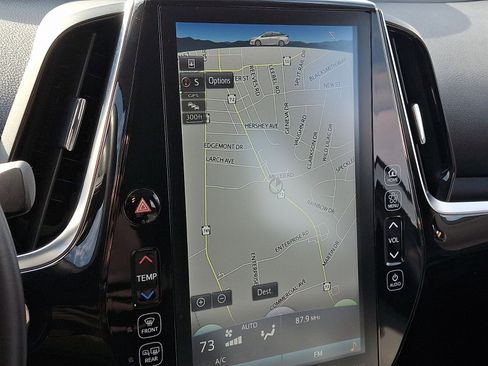 Used 2021 Toyota Prius Prime XLE image 16