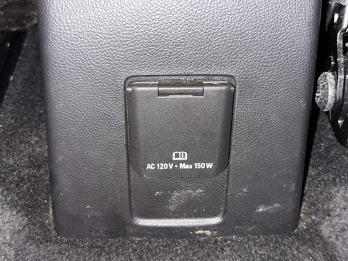 Used 2021 Chevrolet Trax LT AWD/4WD image 15