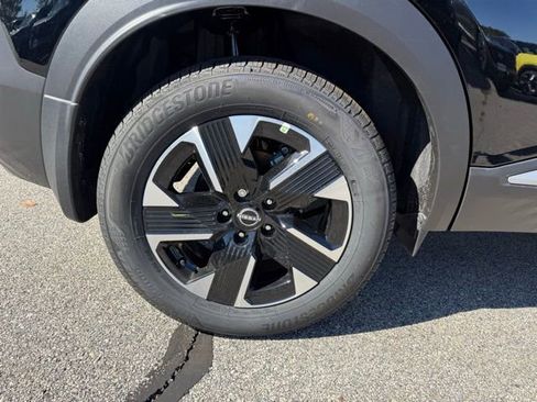 New 2026 Nissan Kicks SV w/ Cold Weather Package image 12