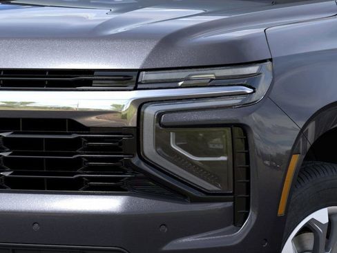 New 2026 Chevrolet Suburban LS RWD image 10