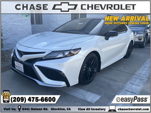 Used 2024 Toyota Camry XSE w/ Navigation Package FWD image 1