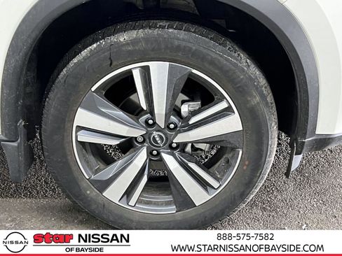 Used 2023 Nissan Rogue SL image 7