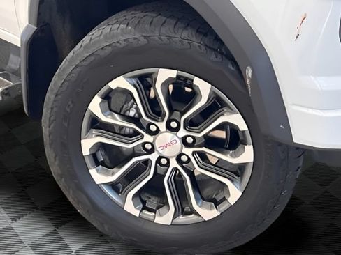 Certified 2025 GMC Canyon Denali AWD/4WD image 23