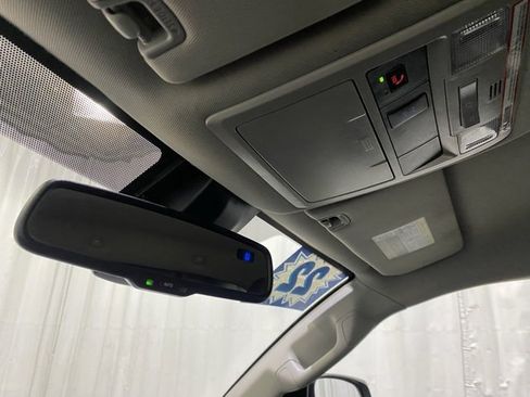 Used 2022 Toyota Tacoma SR5 w/ Trail Edition image 22