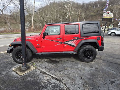 Used 2017 Jeep Wrangler Unlimited Sport w/ Quick Order Package 24S AWD/4WD image 4