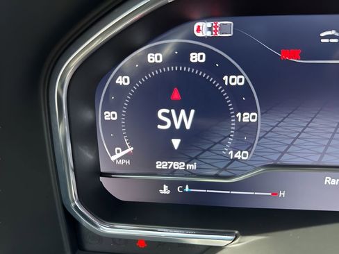 Used 2024 GMC Sierra 1500 AT4 w/ AT4 Premium Package image 28