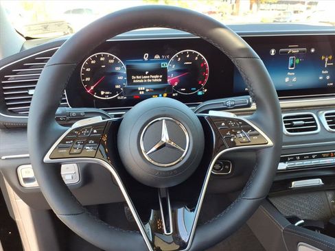New 2026 Mercedes-Benz GLS 450 4MATIC image 14