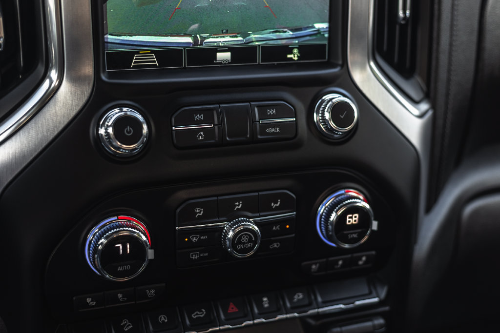 Used 2020 GMC Sierra 1500 SLT w/ SLT Premium Package AWD/4WD image 18