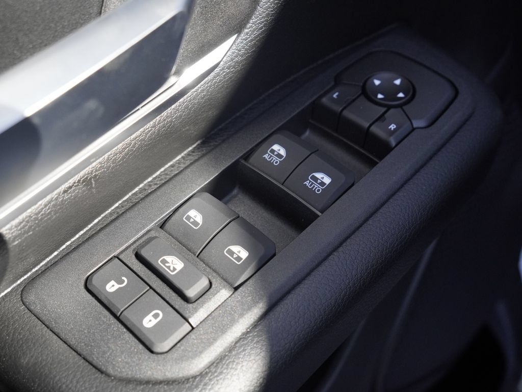 New 2026 RAM 1500 Big Horn w/ Sport Appearance Package AWD/4WD image 13