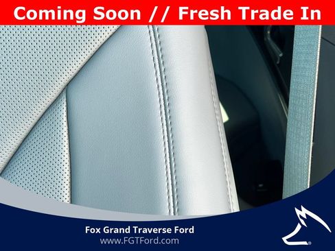 Used 2023 Lincoln Nautilus Reserve w/ Equipment Group 201A AWD/4WD image 12
