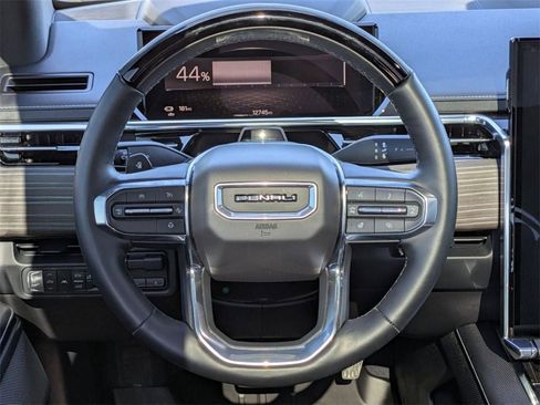 Used 2025 GMC Sierra EV Denali image 20