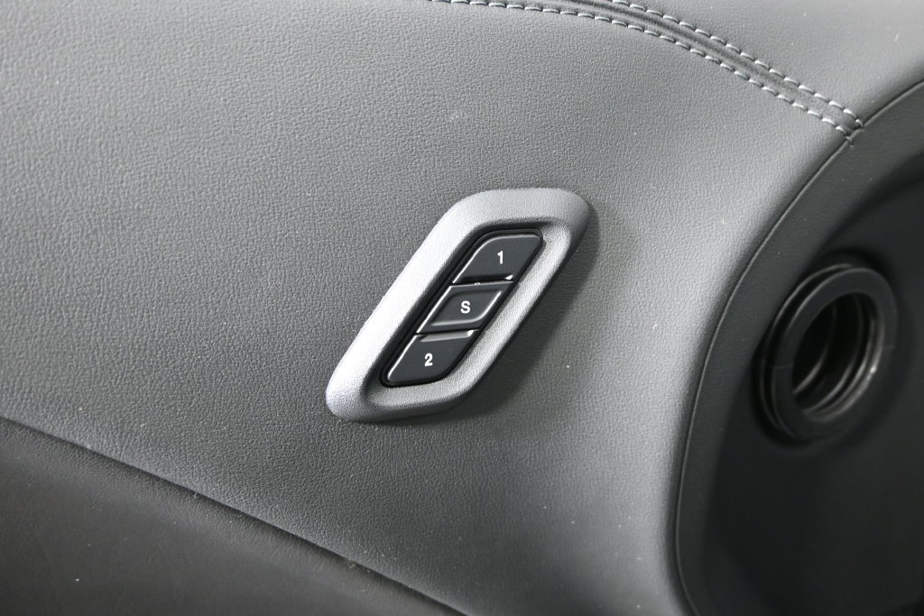 Used 2022 Dodge Challenger R/T w/ Plus Package RWD image 19
