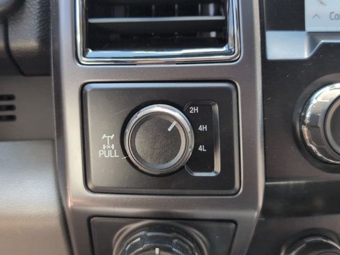 Used 2020 Ford F150 XLT w/ Equipment Group 302A Luxury AWD/4WD image 41