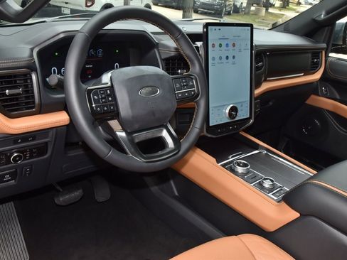 Certified 2024 Ford Expedition Max Platinum AWD/4WD image 34