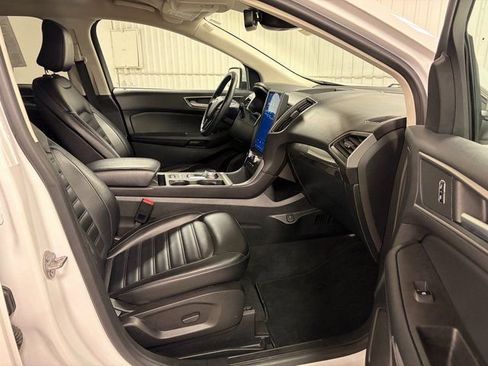 Used 2023 Ford Edge SEL image 15