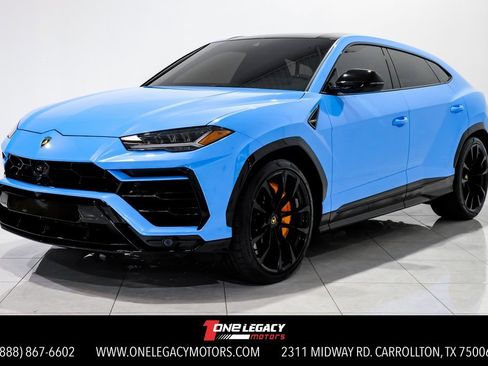 Used 2022 Lamborghini Urus image 1