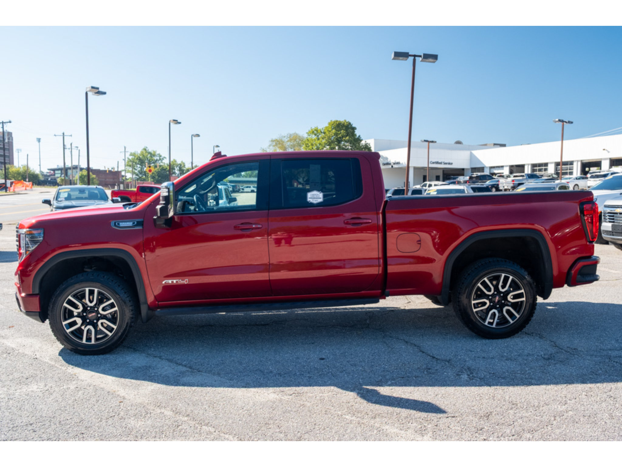 Used 2023 GMC Sierra 1500 AT4 w/ AT4 Premium Package AWD/4WD image 5