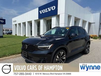 Used 2023 Volvo XC40 B5 Ultimate w/ Climate Package