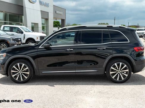 Used 2022 Mercedes-Benz GLB 250 image 10