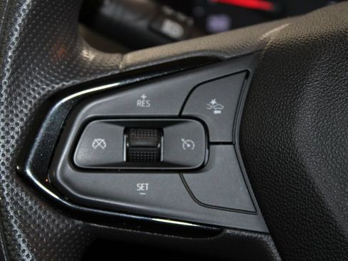 Used 2022 Chevrolet TrailBlazer LT FWD image 31