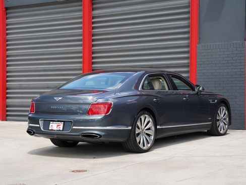 Used 2020 Bentley Flying Spur W12 AWD/4WD image 12