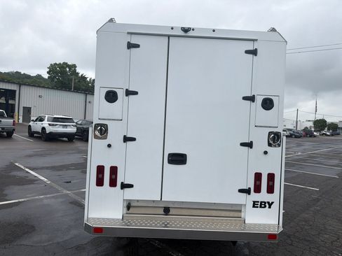 New 2026 Chevrolet Express 3500 w/ Power Convenience Package RWD image 4