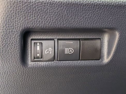 Used 2023 Toyota RAV4 LE AWD/4WD image 24