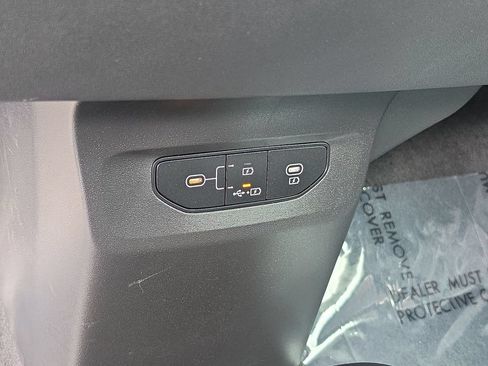 Certified 2025 Kia EV6 Light RWD image 24