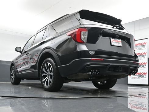 Used 2023 Ford Explorer ST AWD/4WD image 39