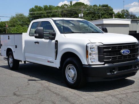 Used 2025 Ford F250 XL RWD image 10