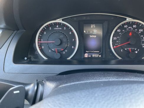 Used 2017 Toyota Camry SE FWD image 17