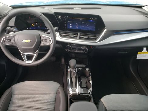 New 2026 Chevrolet Trax LT FWD image 16