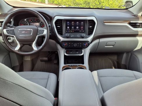 Used 2020 GMC Acadia SLE w/ Driver Convenience Package FWD image 19