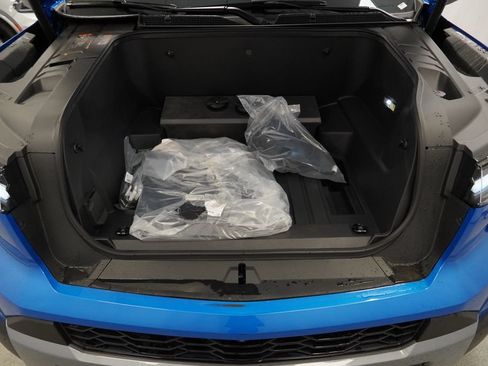 New 2026 Chevrolet Silverado EV LT AWD/4WD image 38