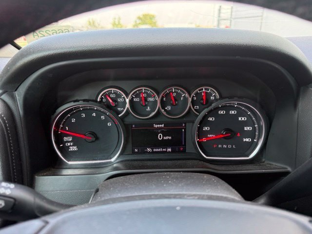 Used 2021 Chevrolet Silverado 1500 LT AWD/4WD image 36