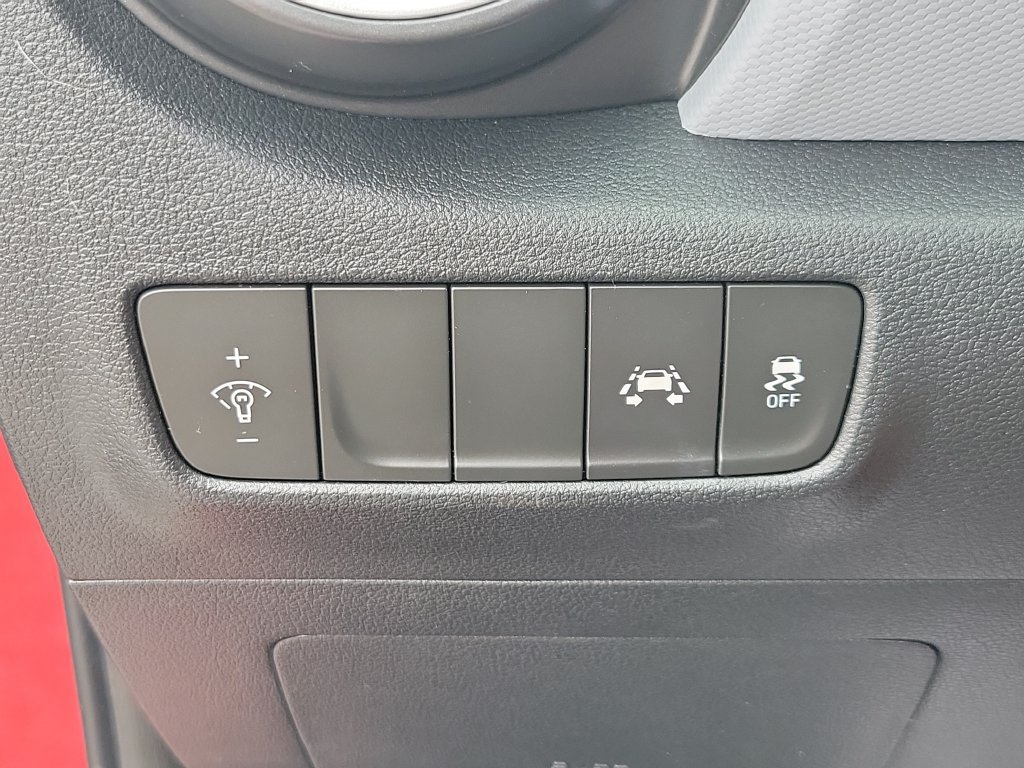 Used 2020 Hyundai Kona SE FWD image 28