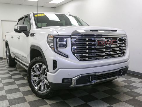 Used 2024 GMC Sierra 1500 Denali w/ Denali Reserve Package AWD/4WD image 2