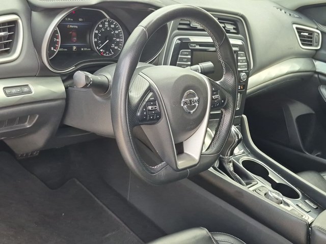 Used 2022 Nissan Maxima SV w/ Floor Mat Group FWD image 10