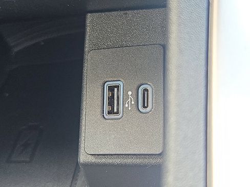 Certified 2022 Ford Edge SEL w/ Convenience Package image 18