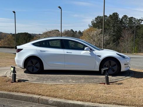 Used 2020 Tesla Model 3 Long Range image 8