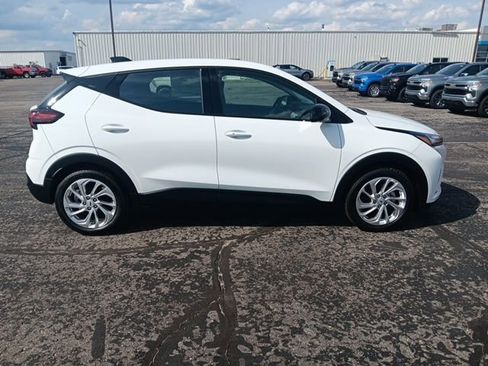 New 2027 Chevrolet Bolt LT w/ Comfort Package FWD image 8
